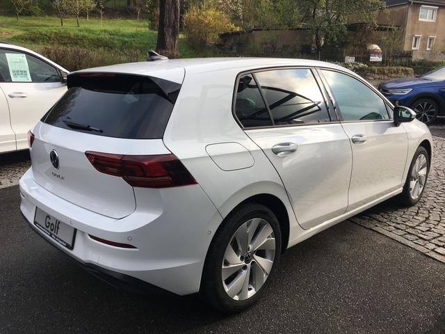 Volkswagen Golf VIII 1.5 TSI Life ACC ergo Massage PLA Side Assist 
