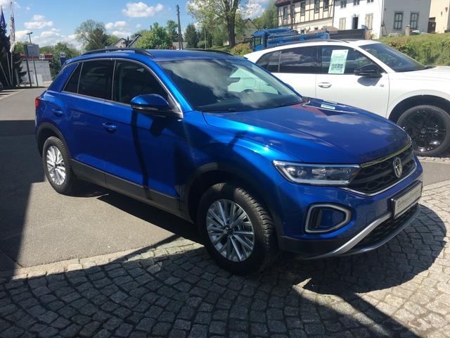 Volkswagen T-Roc LIFE 1.5 TSI DSG LED Navi AHK RFK Kessy 
