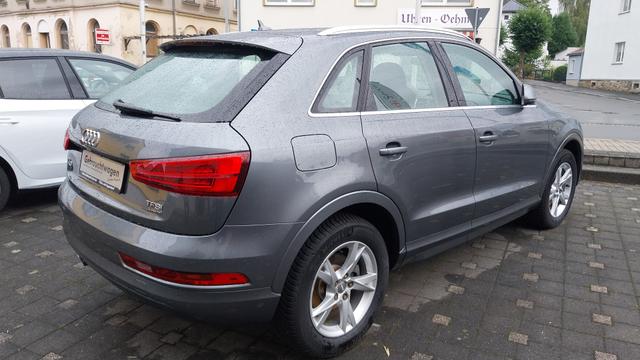 Audi Q3 sport 2.0 TFSI quattro s-tronic MMI Navi LED elektr.Heckklappe 