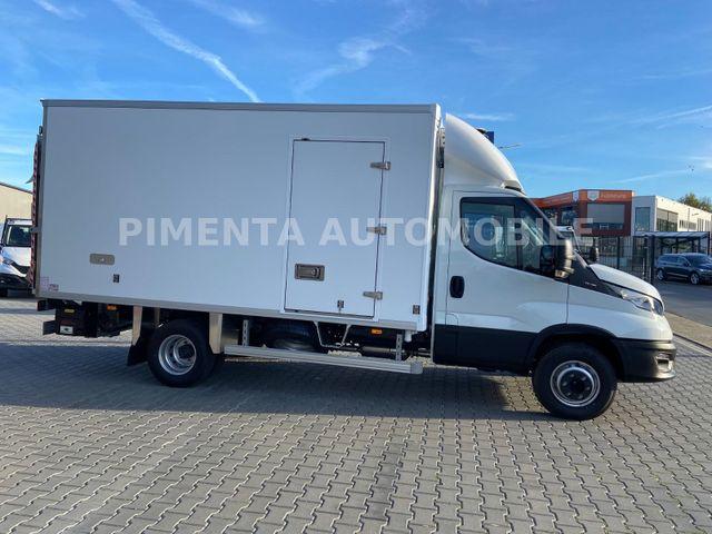 Iveco Daily - 70C18A8 MY24 TK TRENNWAND CARRIER LBW LED