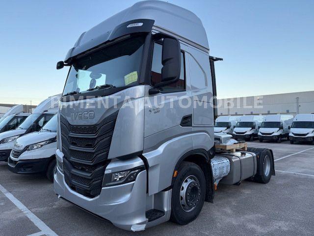 Iveco S-WAY - 500 AS440S50T/P ADR Luftfed Stand H+K