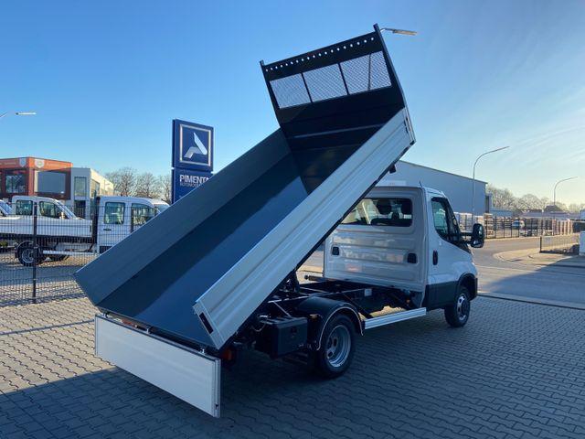 Iveco Daily - 70C18H MY22 3SKIPPER DIFF LED AHK