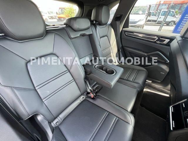 Porsche Cayenne E-Hybrid BLACK 22" APPROVED AHK LUFT PAN 