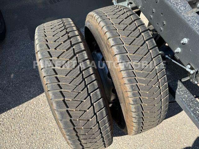 Iveco Daily 50C18A8P CHASSIS AUT LUFTFE KLIMA LED TEMP 