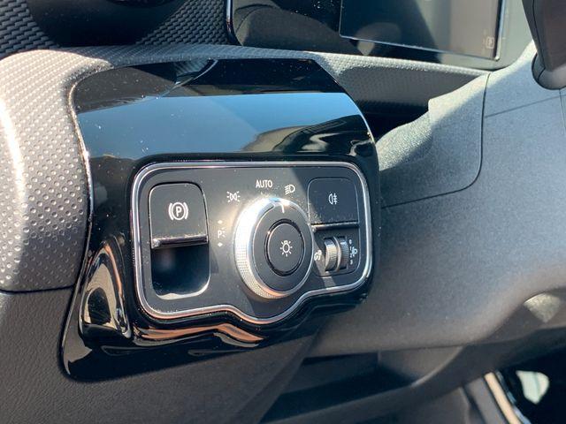 Mercedes-Benz CLA Shooting Brake 200 Brake/CarPlay/AHK/Navi/Klima 
