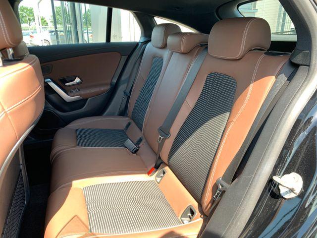 Mercedes-Benz CLA Shooting Brake 200 Brake/CarPlay/AHK/Navi/Klima 