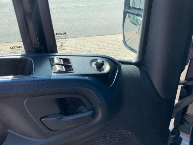 Iveco Daily 50C18HA8/P V 18m3 AUT LUFT NAVI AHK 3,5t 