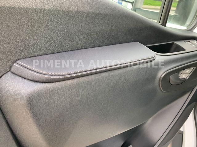 Mercedes-Benz Sprinter 517 5t TRANSPORTKOFFER 2,40mH LBW RFK 