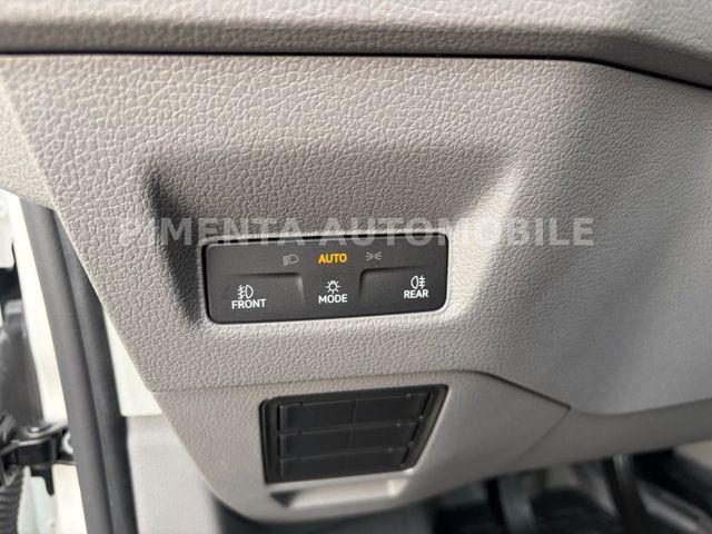 Volkswagen Crafter Pritschenwagen 50 DOKA PRITSCHE AHK NAVI KLIMA TEMPOMAT 