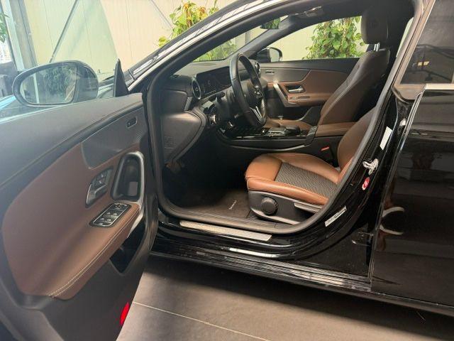 Mercedes-Benz CLA Shooting Brake 200 Brake/CarPlay/AHK/Navi/Klima 