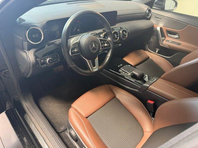 Mercedes-Benz CLA Shooting Brake 200 Brake/CarPlay/AHK/Navi/Klima 
