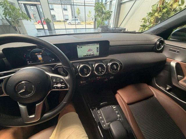 Mercedes-Benz CLA Shooting Brake 200 Brake/CarPlay/AHK/Navi/Klima 