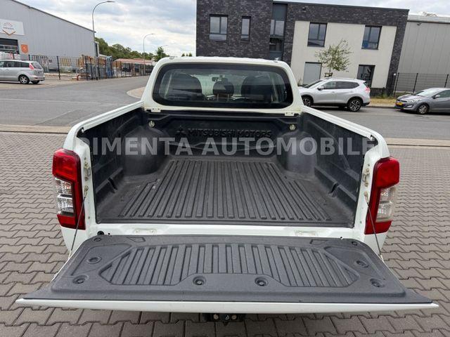 Mitsubishi L200 Pick-Up D/C 220DI-D M-PRO Doppelkabine 4WD 