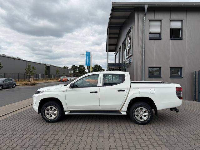 Mitsubishi L200 - M-PRO 4x4 AHK 3,1t 220DI-D 5Sitzen AWD