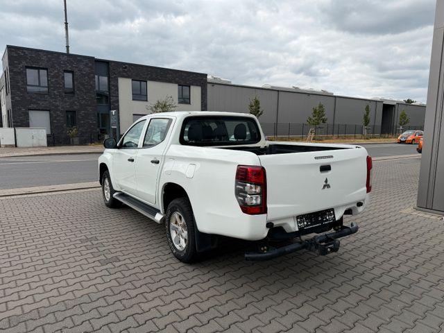Mitsubishi L200 M-PRO 4x4 AHK 3,1t 220DI-D 5Sitzen AWD 