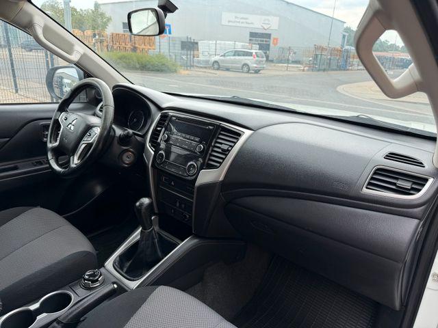 Mitsubishi L200 M-PRO 4x4 AHK 3,1t 220DI-D 5Sitzen AWD 