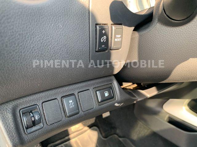 Nissan Navara NP300 190PS 4x4 3,5t AHK Regalausbau Top* 