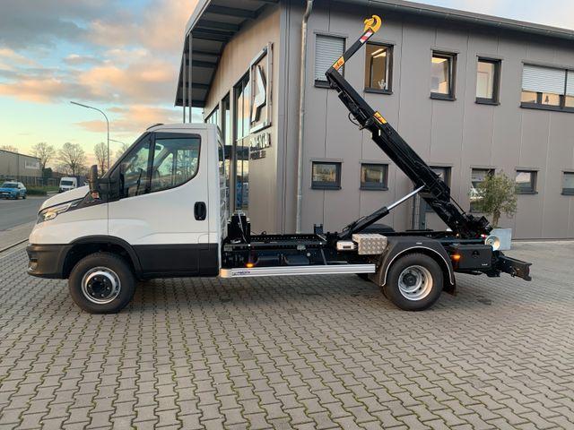 Iveco Daily - 70C18HP MY26 Hyva Abrollerkipper 05-32 AHK