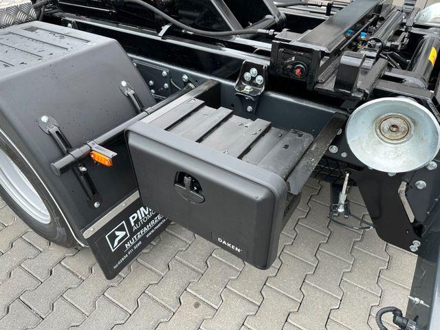 Iveco Daily 70C18HP MY26 Hyva Abrollerkipper 05-32 AHK 