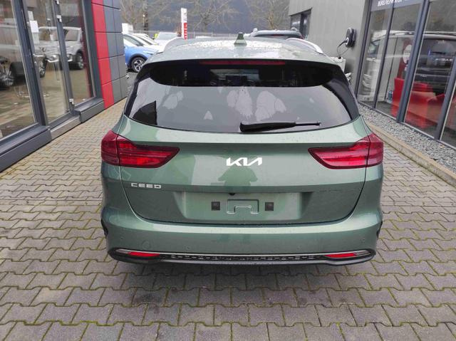 Kia Ceed Sportswagon TOP SW 1.5 Top*VollLED*Navi*Shzg*PDC*Cam*17Zoll 