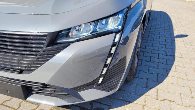 Peugeot 308 SW Active Pack Pack*LED*Navi*Shzg*PDC*BFS*ACC*16" 