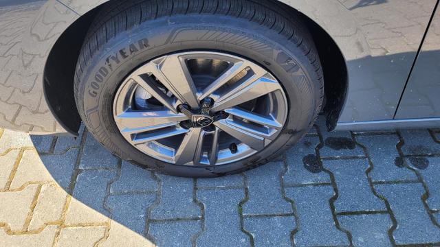 Peugeot 308 SW Active Pack Pack*LED*Navi*Shzg*PDC*BFS*ACC*16" 