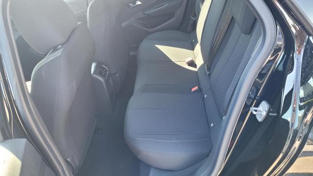 Peugeot 308 SW Active Pack Pack*LED*Navi*Shzg*PDC*BFS*ACC*16" 