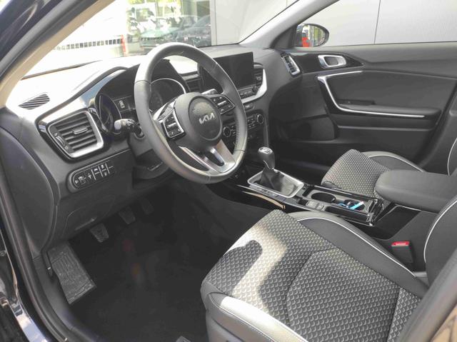 Kia XCeed TOP TOP*LED*Navi*Shzg*PDCv+h*Cam*18Zoll* 