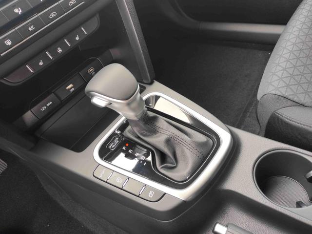 Kia Ceed SPIN 1.5 T-GDI AT Kamera*Sitzheizung*APP*Navi 