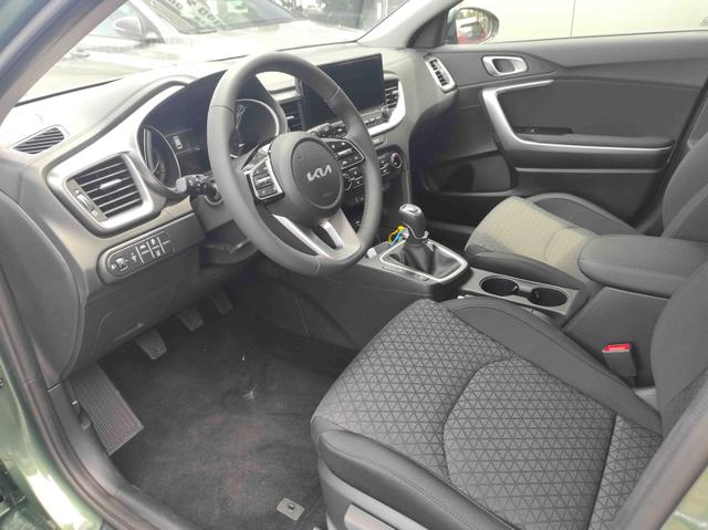 Kia Ceed Sportswagon Spin SW Spin*MJ25*Navi*Shzg*Lhzg*PDC*Cam*16Zoll* 