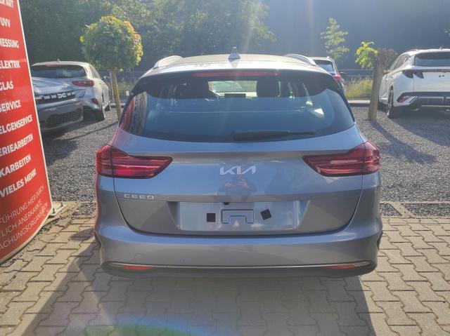 Kia Ceed Sportswagon Spin SW AT Spin*Navi*Shzg*Lhzg*PDC*Cam*16Zoll 