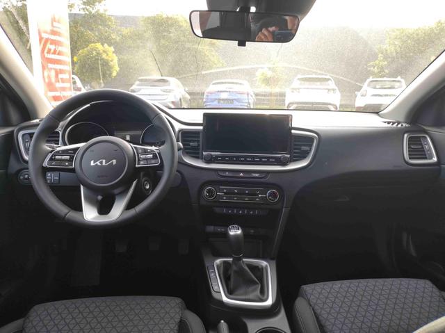 Kia Ceed Sportswagon Spin SW Spin*MJ25*Navi*Shzg*Lhzg*PDC*Cam*16Zoll* 
