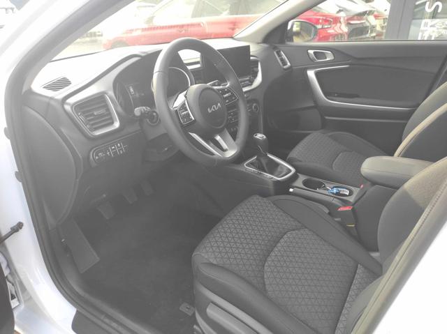 Kia Ceed Sportswagon Spin SW Spin*MJ25*Navi*Shzg*Lhzg*PDC*Cam*16Zoll* 