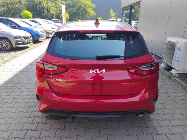 Kia Ceed SPIN 1.5 AT*Shzg*Lhzg*PDC*Cam*16Zoll*Navi 
