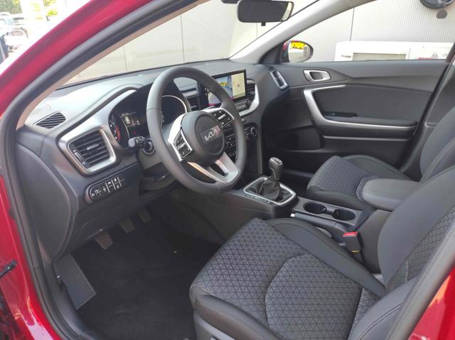 Kia Ceed SPIN 1.5 *Shzg*Lhzg*PDC*Cam*16Zoll*Navi 