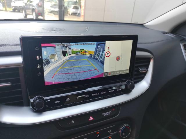 Kia Ceed SPIN 1.5 AT*Shzg*Lhzg*PDC*Cam*16Zoll*Navi 