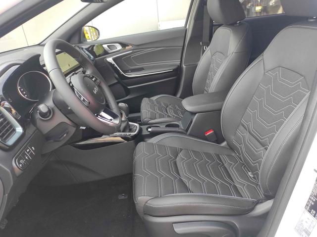 Kia Ceed Edition 30 1.5 Edition30*LED*Navi*Shzg*Lhzg*PDC*Cam*17 