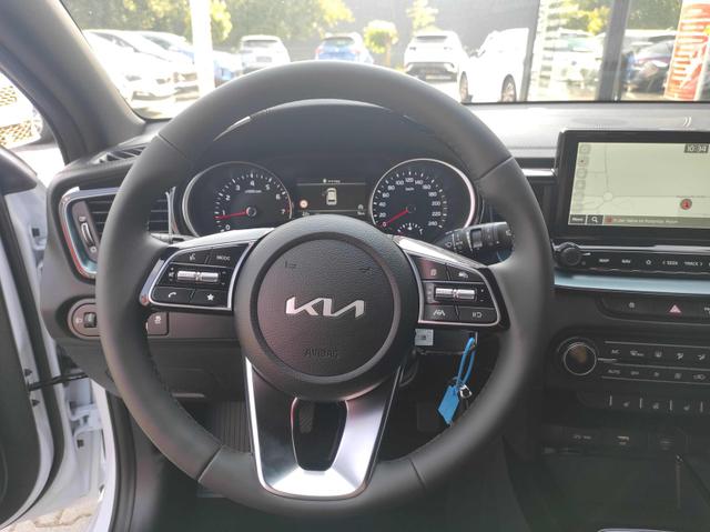 Kia Ceed Edition 30 1.5 Edition30*LED*Navi*Shzg*Lhzg*PDC*Cam*17 