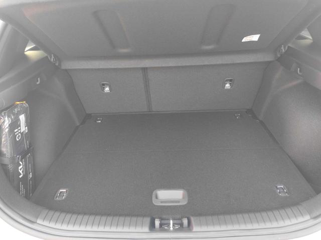 Kia Ceed Edition 30 1.5 Edition30*LED*Navi*Shzg*Lhzg*PDC*Cam*17 