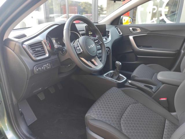 Kia Ceed SPIN 1.5 *Shzg*Lhzg*PDC*Cam*16Zoll*Navi 