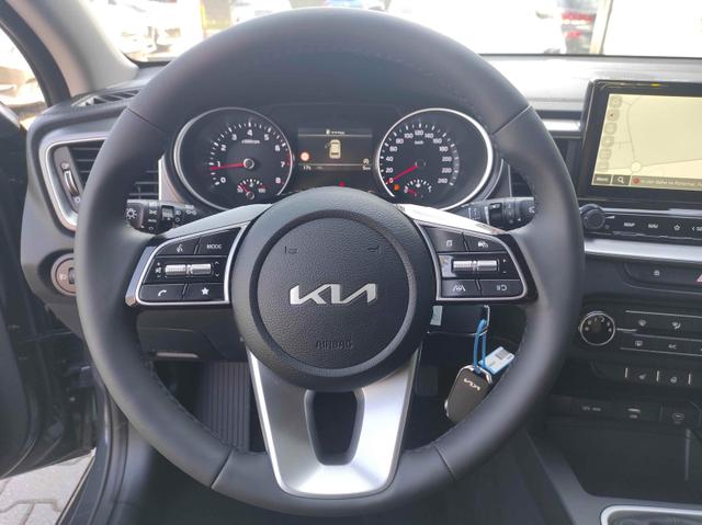 Kia Ceed SPIN Spin*Navi*Shzg*Lhzg*PDC*Cam*16Zoll*Klima* 