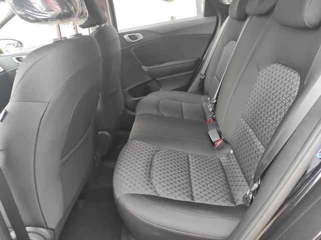 Kia Ceed SPIN 1.5 *Shzg*Lhzg*PDC*Cam*16Zoll*Navi 