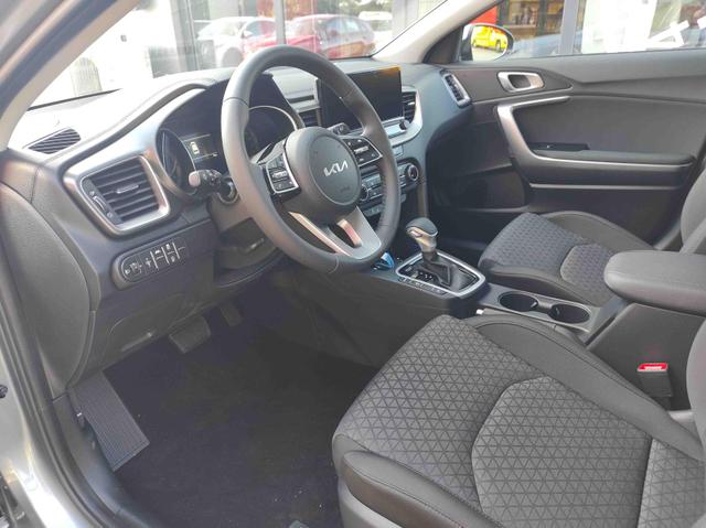 Kia Ceed SPIN 1.5 T-GDI AT Kamera*Sitzheizung*APP*Navi 