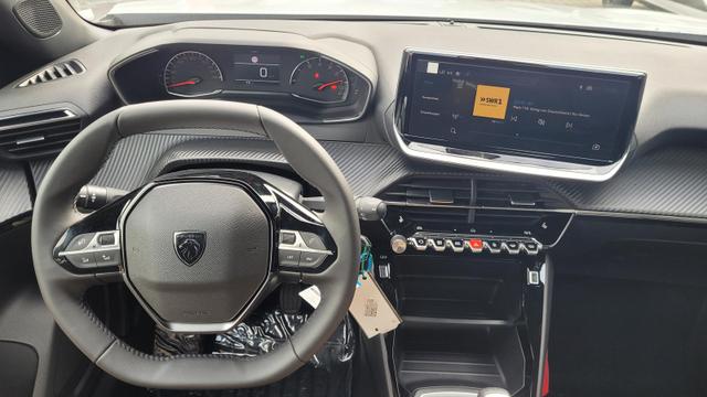 Peugeot 2008 Active Facelift*Active*LED*Navi*Shzg*PDC*Cam*ACA* 