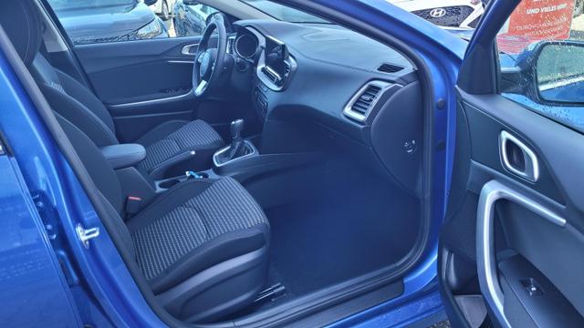 Kia Ceed Sportswagon TOP SW 1.5 Top*VollLED*Navi*Shzg*PDC*Cam*17Zoll 