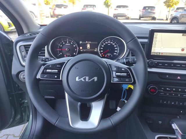 Kia Ceed Sportswagon TOP SW AT Top*VollLED*Navi*Shzg*PDC*Cam*16Zoll 