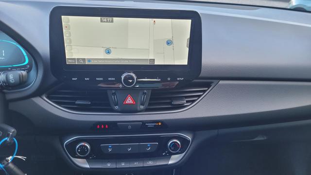 Hyundai i30 Kombi Smart SW DCT 1.5 MJ25*Navi*LED*Shzg*PDCv&h*Cam*16 