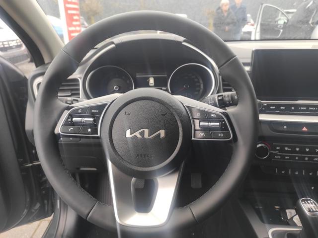 Kia Ceed Sportswagon TOP SW AT Top*VollLED*Navi*Shzg*PDC*Cam*17Zoll 
