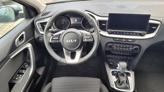 Kia Ceed Top AT*LED*Navi*Shzg*PDC*Cam*17Zoll*Keyless 