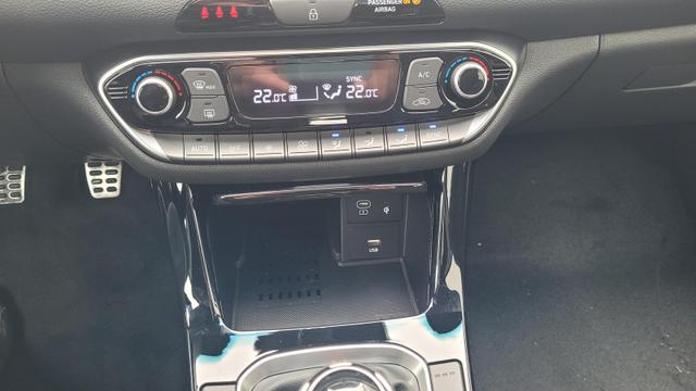 Hyundai i30 N-Line HB N-Line*Navi*LED*Shzg*Lhzg*PDCv+h*Cam*18" 